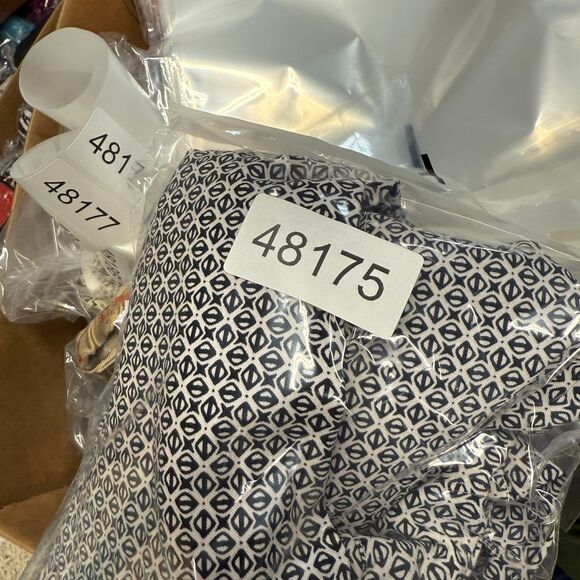 Cathy Daniels Cropped Pants Women XL Black Geometric High Rise Flat Front PullOn - Picture 7 of 7